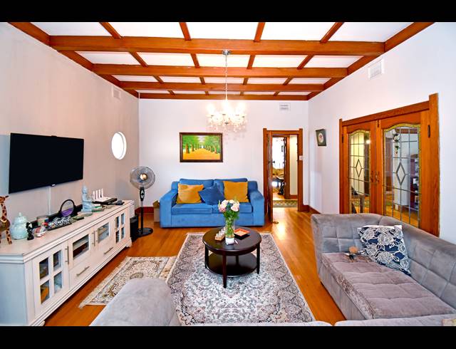 3 BEDROOM HOUSE FOR SALE IN KENSINGTON
